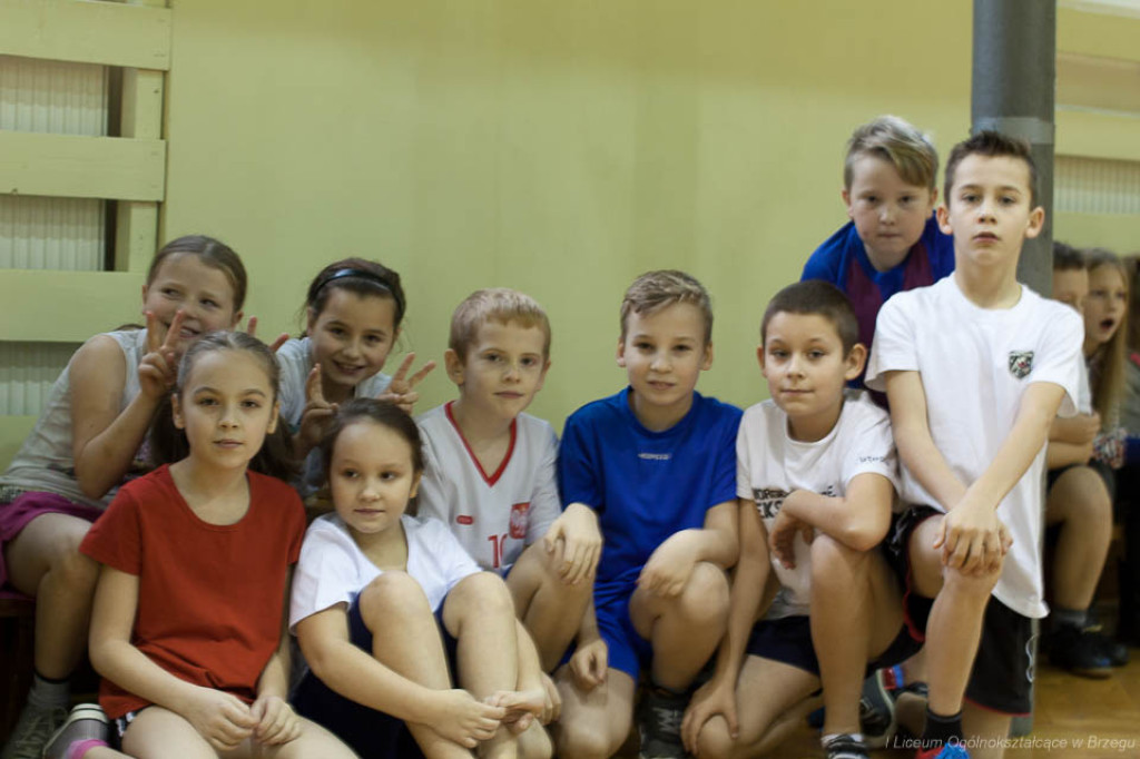 Mikołajki na sportowo w I LO w Brzegu