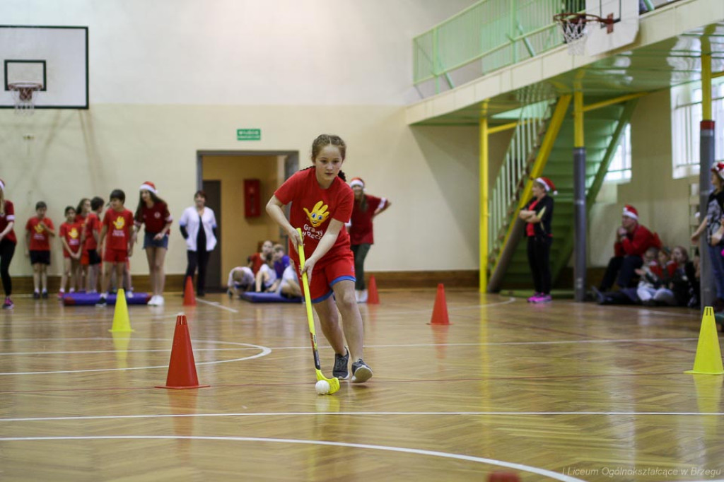 Mikołajki na sportowo w I LO w Brzegu