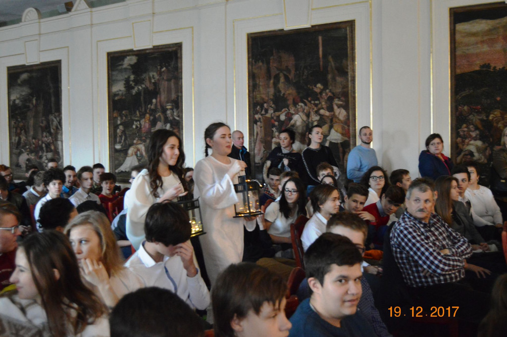 Jasełka na Zamku Piastów Śląskich w wykonaniu uczniów PSP nr 1