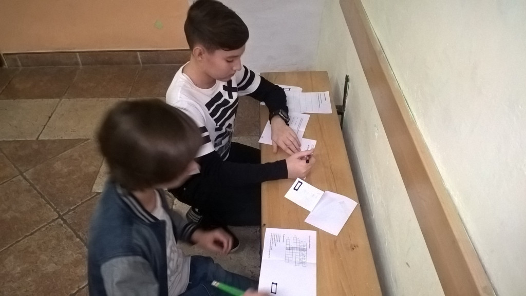 Wieczór z matematyką w Publicznej Szkole Podstawowej w Lewinie Brzeskim