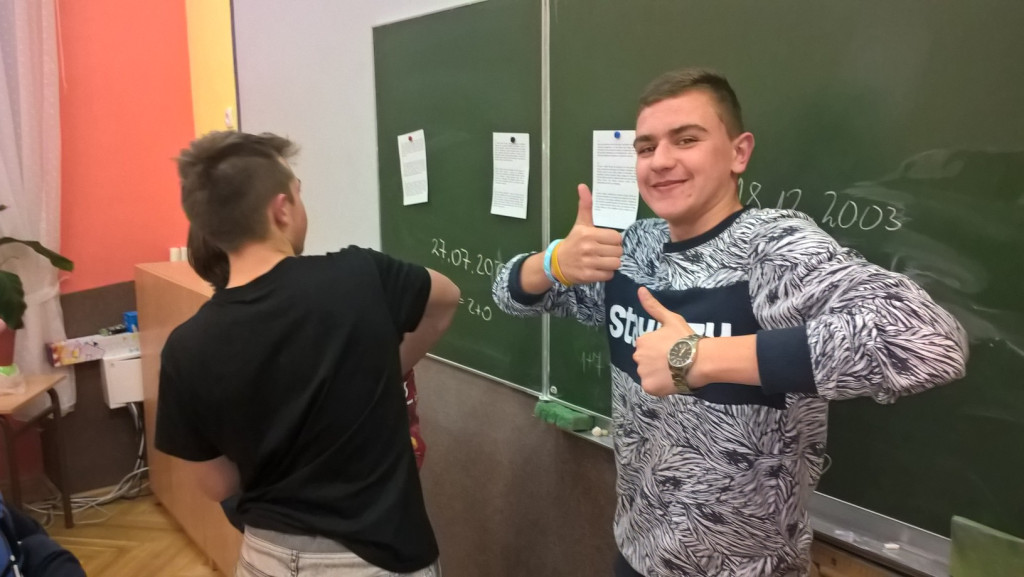 Wieczór z matematyką w Publicznej Szkole Podstawowej w Lewinie Brzeskim