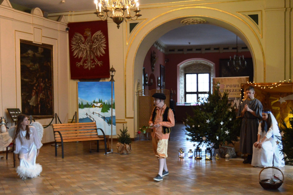 Jasełka na Zamku Piastów Śląskich w wykonaniu uczniów PSP nr 1