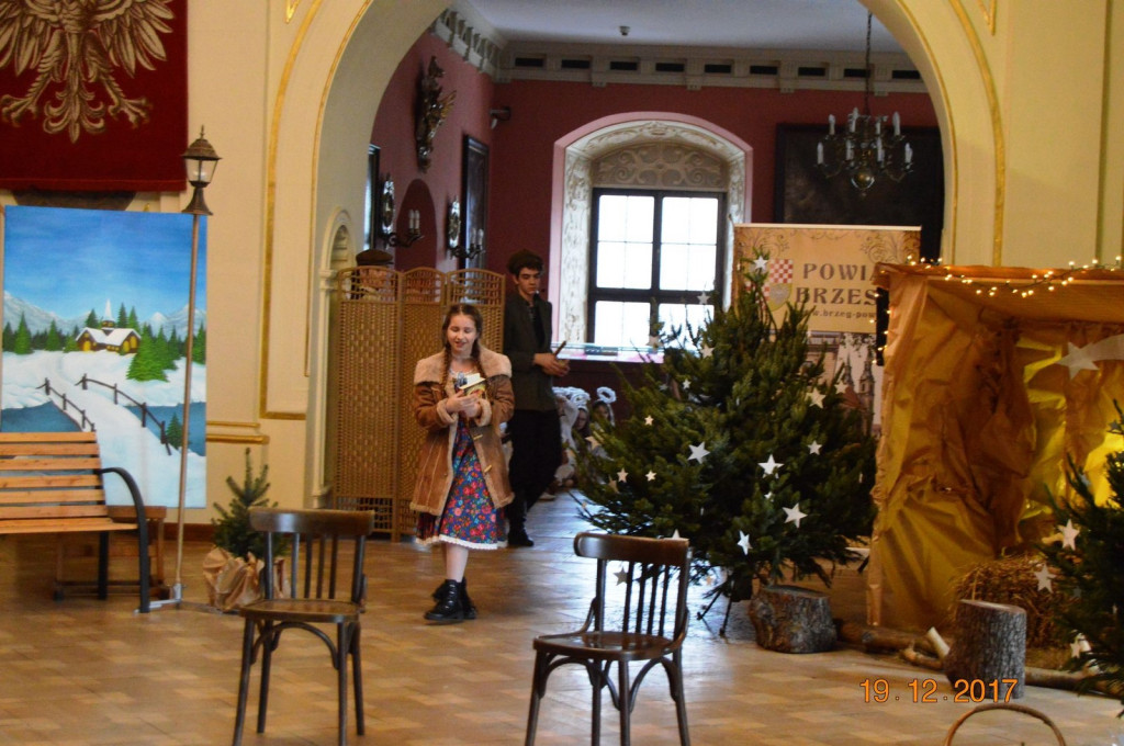 Jasełka na Zamku Piastów Śląskich w wykonaniu uczniów PSP nr 1