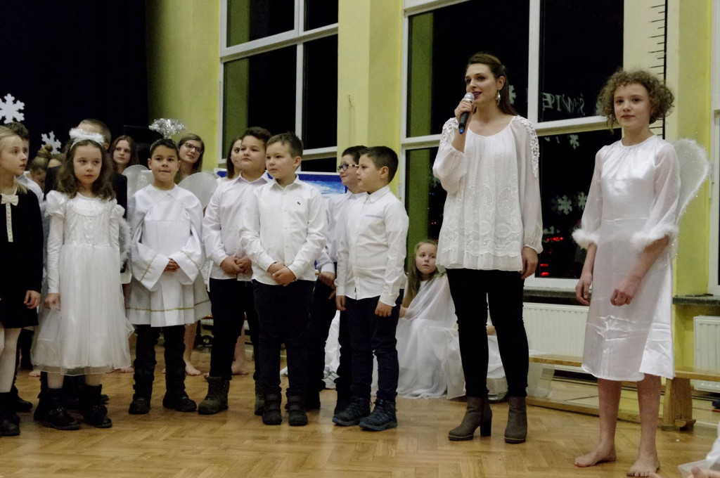 Bóg przychodzi w każdym człowieku - świątecznie w Ósemce