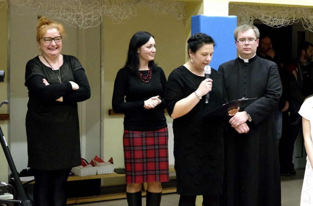 Bóg przychodzi w każdym człowieku - świątecznie w Ósemce