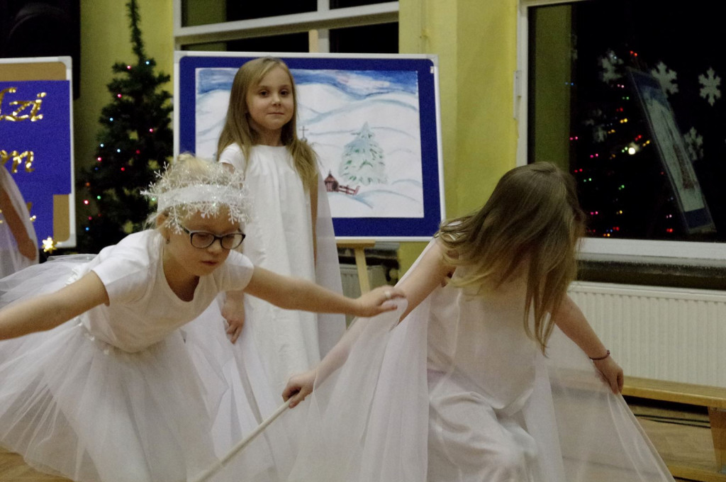 Bóg przychodzi w każdym człowieku - świątecznie w Ósemce