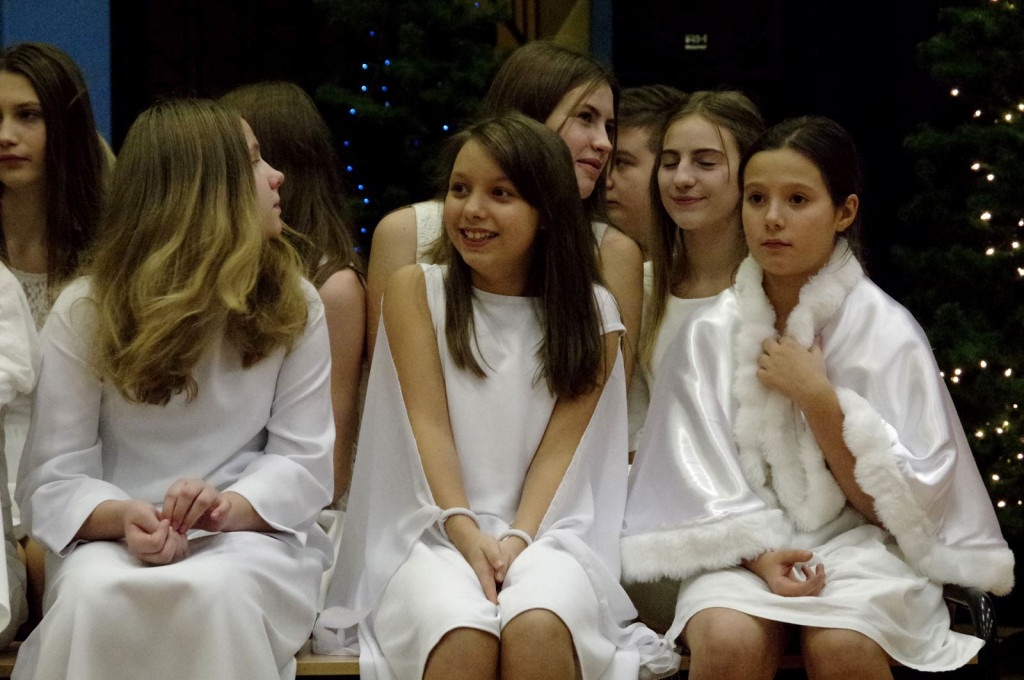 Bóg przychodzi w każdym człowieku - świątecznie w Ósemce