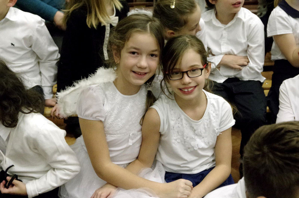 Bóg przychodzi w każdym człowieku - świątecznie w Ósemce