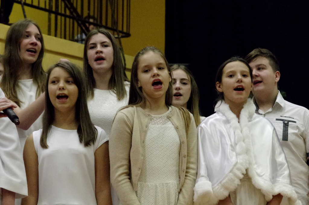 Bóg przychodzi w każdym człowieku - świątecznie w Ósemce