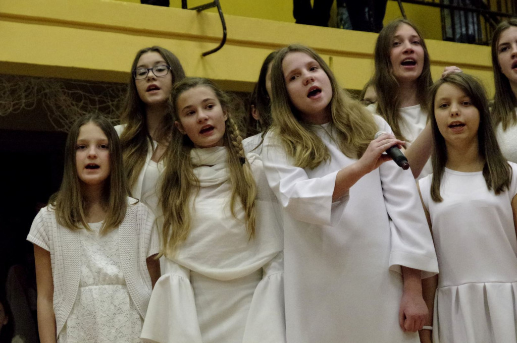 Bóg przychodzi w każdym człowieku - świątecznie w Ósemce