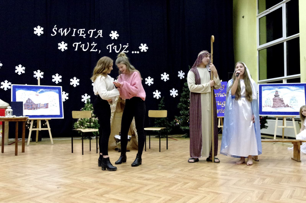 Bóg przychodzi w każdym człowieku - świątecznie w Ósemce