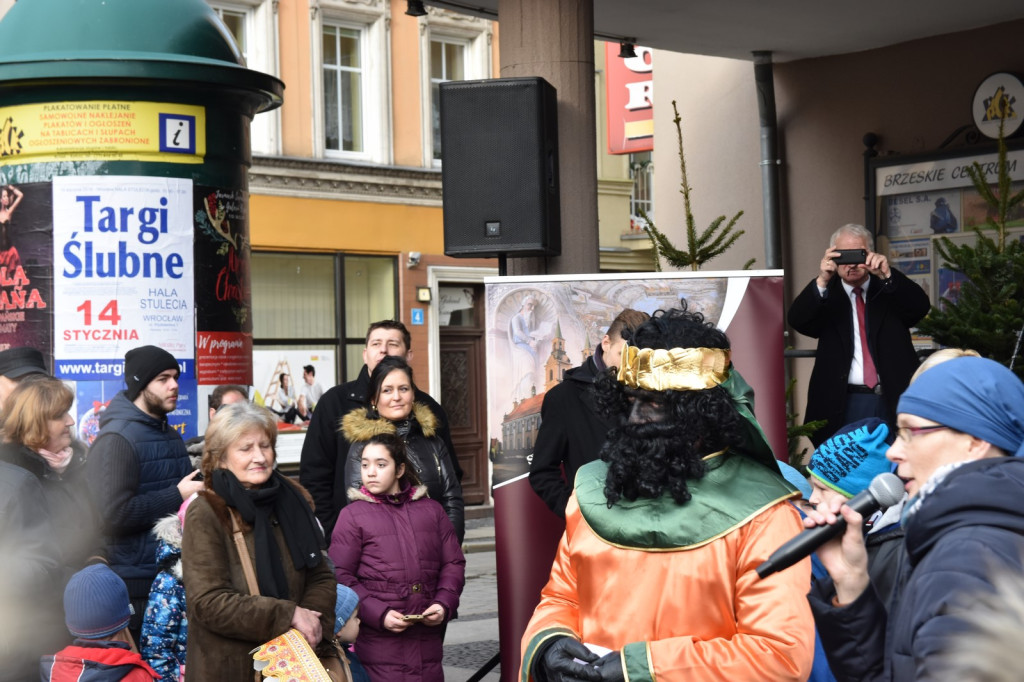 V Orszak Trzech Króli w Brzegu [fotorelacja]