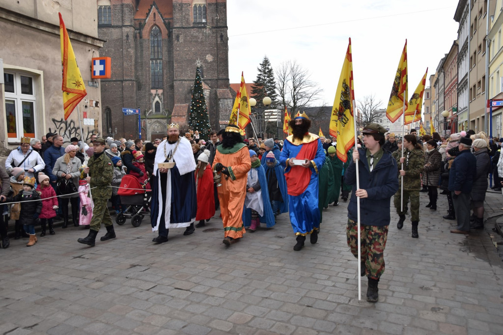 V Orszak Trzech Króli w Brzegu [fotorelacja]