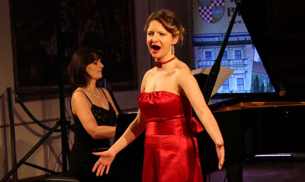 Koncert Noworoczny w zamkowych salach. Z szampanem, toastem i życzeniami