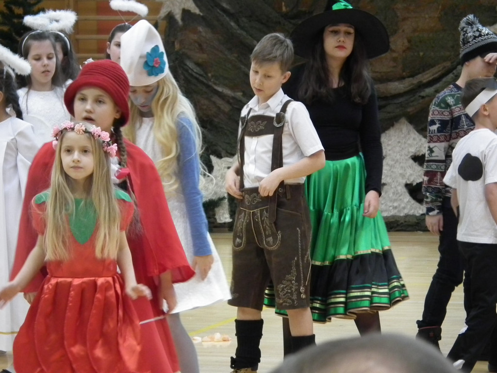 Świeć gwiazdeczko, świeć - Jasełka w PSP nr 3