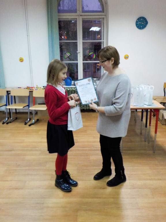 Sukces matematycznego projektu w NSP im. św. Tomasza z Akwinu w Brzegu!