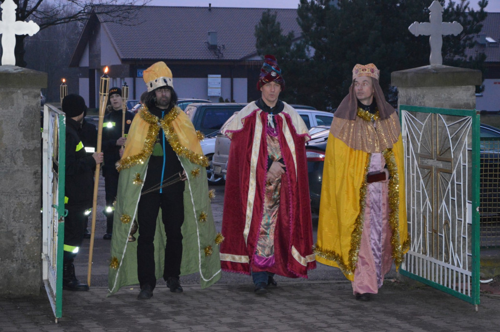 Pierwszy Orszak Trzech Króli w Lubszy