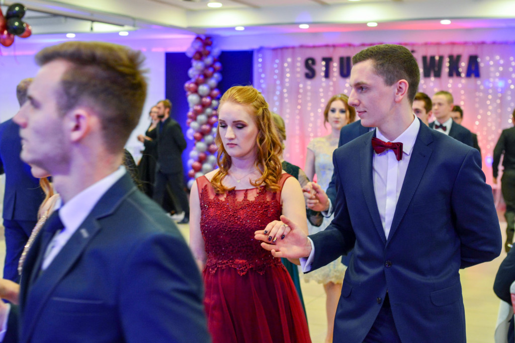 Studniówki 2018: Bal maturalny Zespołu Szkół Ekonomicznych w Brzegu [fotogaleria]
