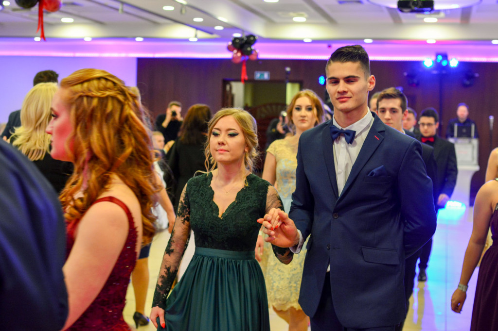 Studniówki 2018: Bal maturalny Zespołu Szkół Ekonomicznych w Brzegu [fotogaleria]