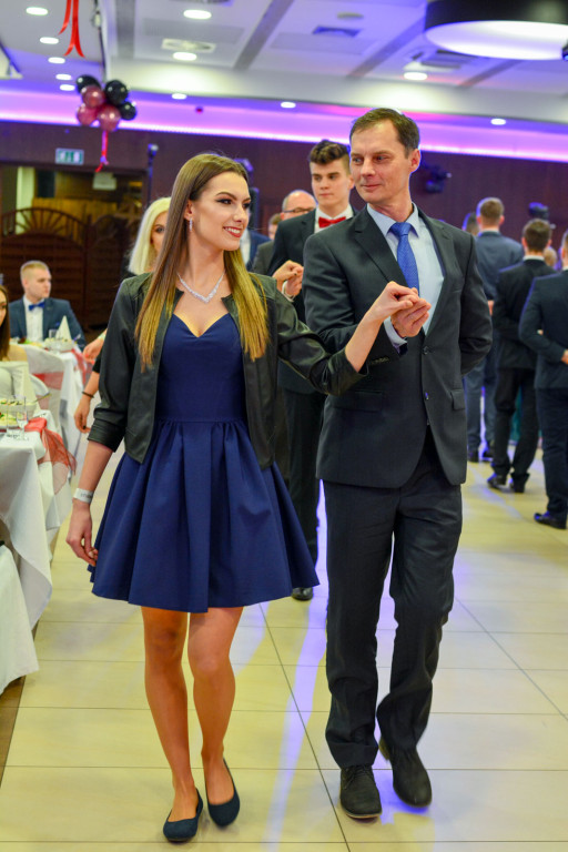 Studniówki 2018: Bal maturalny Zespołu Szkół Ekonomicznych w Brzegu [fotogaleria]