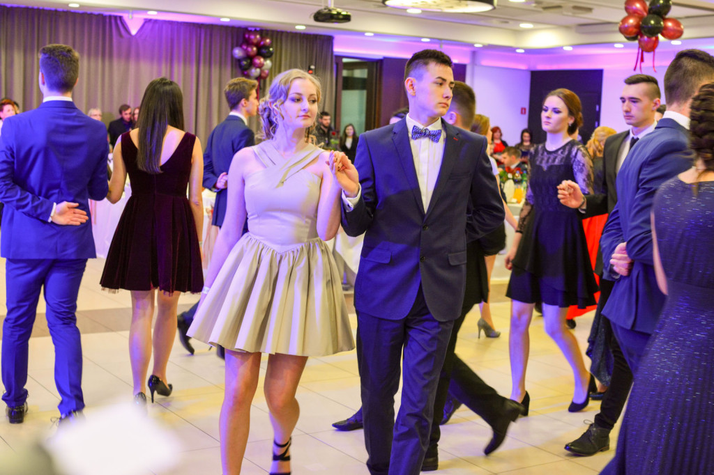 Studniówki 2018: Bal maturalny Zespołu Szkół Ekonomicznych w Brzegu [fotogaleria]