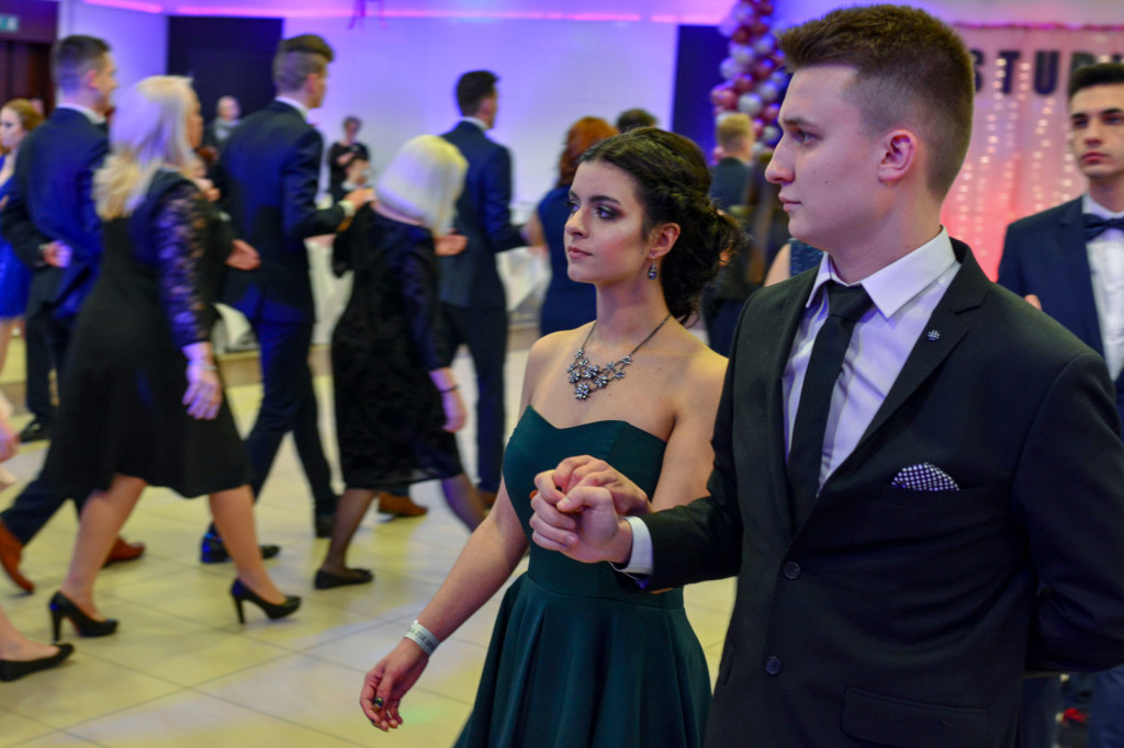 Studniówki 2018: Bal maturalny Zespołu Szkół Ekonomicznych w Brzegu [fotogaleria]