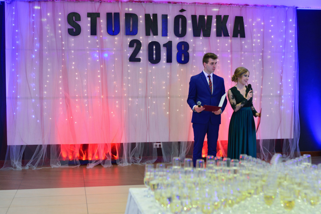 Studniówki 2018: Bal maturalny Zespołu Szkół Ekonomicznych w Brzegu [fotogaleria]