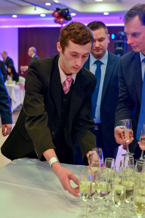 Studniówki 2018: Bal maturalny Zespołu Szkół Ekonomicznych w Brzegu [fotogaleria]