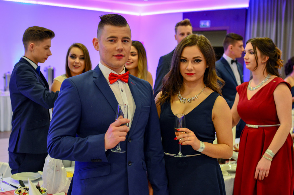 Studniówki 2018: Bal maturalny Zespołu Szkół Ekonomicznych w Brzegu [fotogaleria]