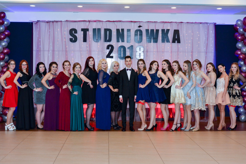 Studniówki 2018: Bal maturalny Zespołu Szkół Ekonomicznych w Brzegu [fotogaleria]