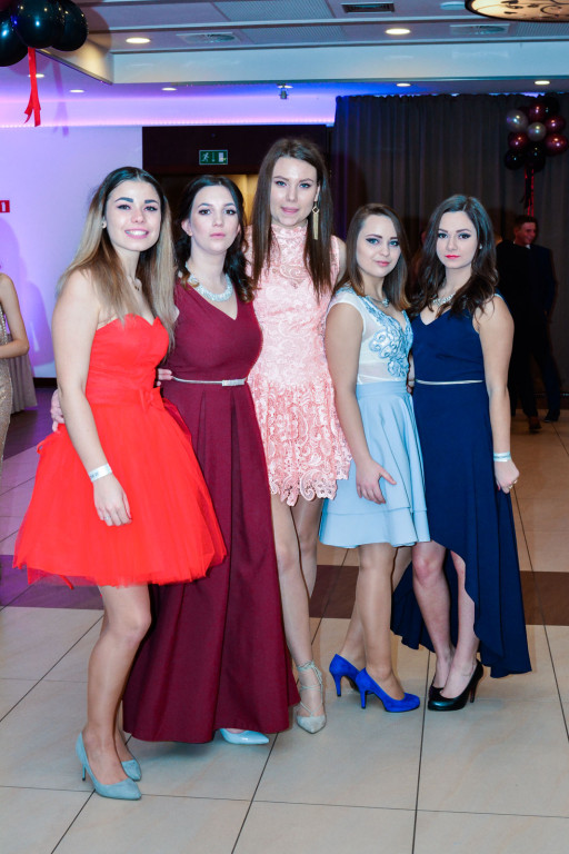 Studniówki 2018: Bal maturalny Zespołu Szkół Ekonomicznych w Brzegu [fotogaleria]
