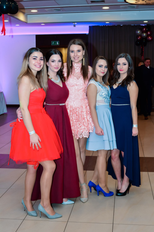 Studniówki 2018: Bal maturalny Zespołu Szkół Ekonomicznych w Brzegu [fotogaleria]