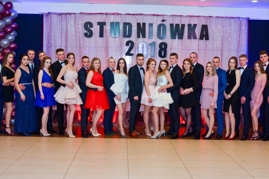Studniówki 2018: Bal maturalny Zespołu Szkół Ekonomicznych w Brzegu [fotogaleria]