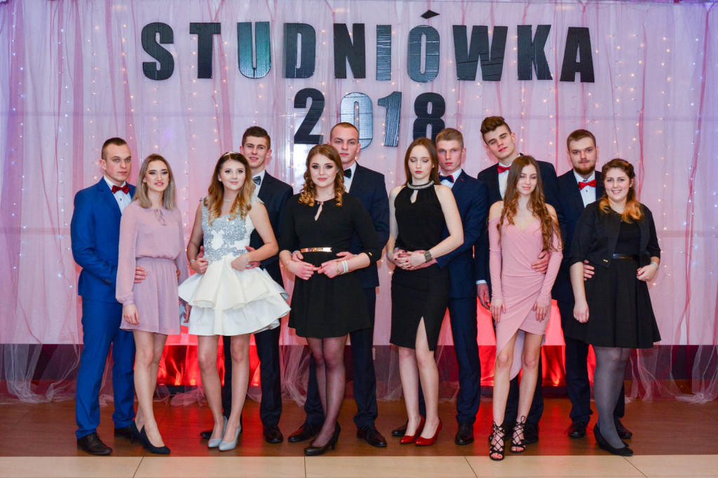 Studniówki 2018: Bal maturalny Zespołu Szkół Ekonomicznych w Brzegu [fotogaleria]