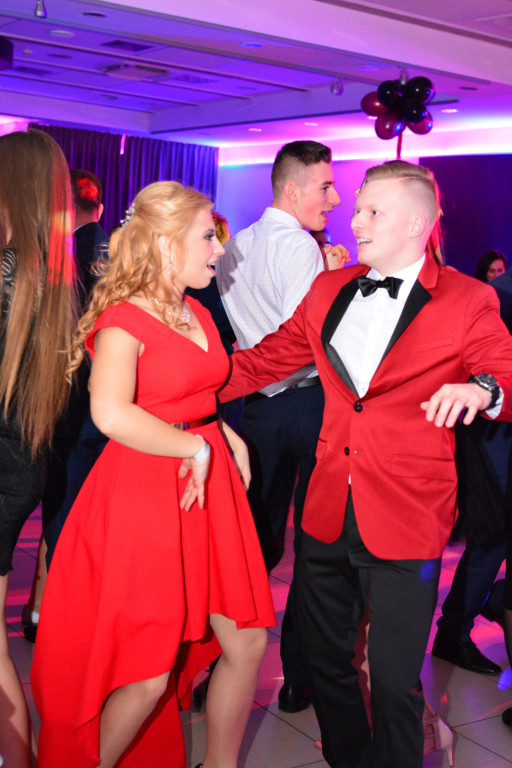 Studniówki 2018: Bal maturalny Zespołu Szkół Ekonomicznych w Brzegu [fotogaleria]