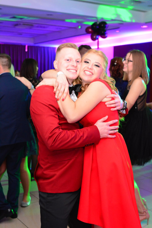 Studniówki 2018: Bal maturalny Zespołu Szkół Ekonomicznych w Brzegu [fotogaleria]