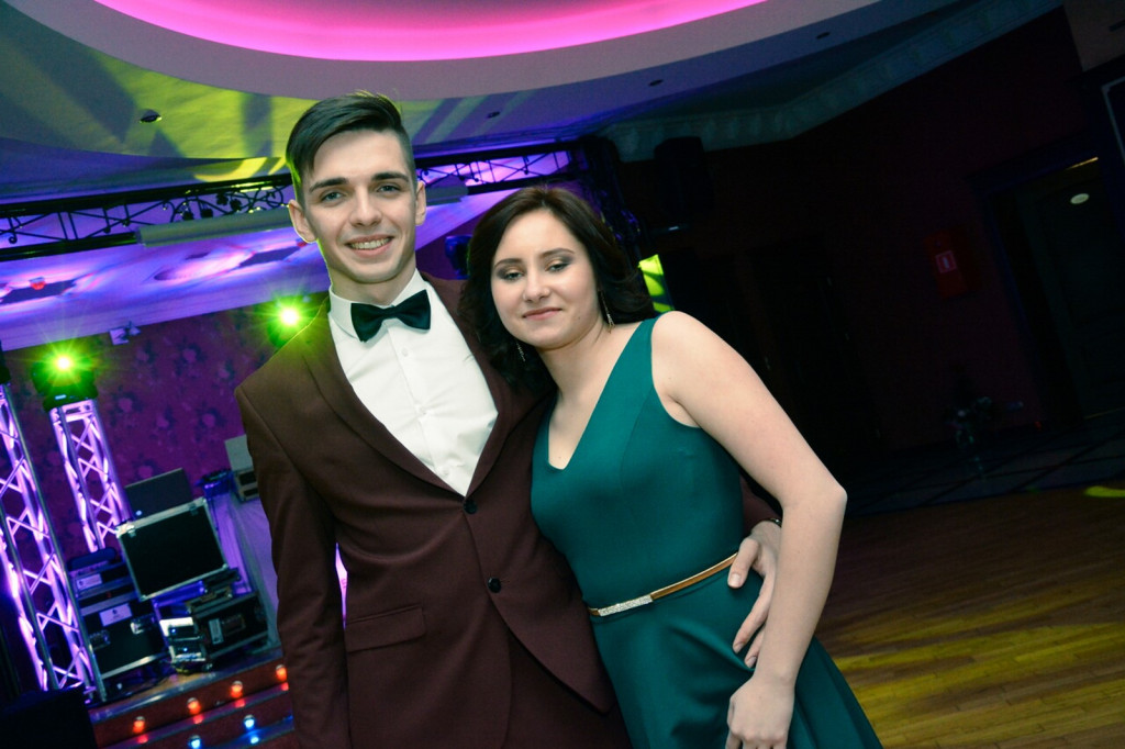 Studniówki 2018: Bal maturalny II Liceum Ogólnokształcącego w Brzegu [fotorelacja]