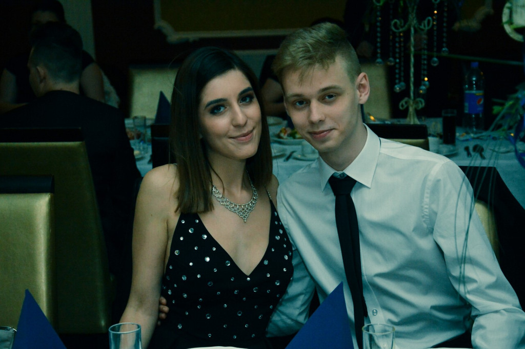 Studniówki 2018: Bal maturalny II Liceum Ogólnokształcącego w Brzegu [fotorelacja]