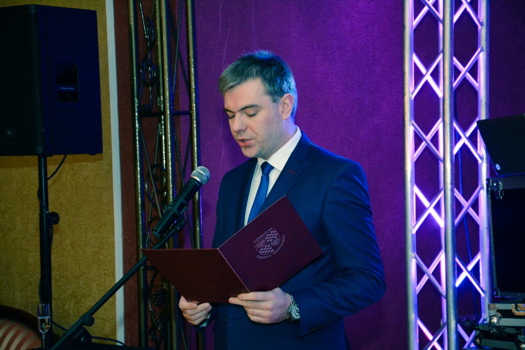 Studniówki 2018: Bal maturalny II Liceum Ogólnokształcącego w Brzegu [fotorelacja]