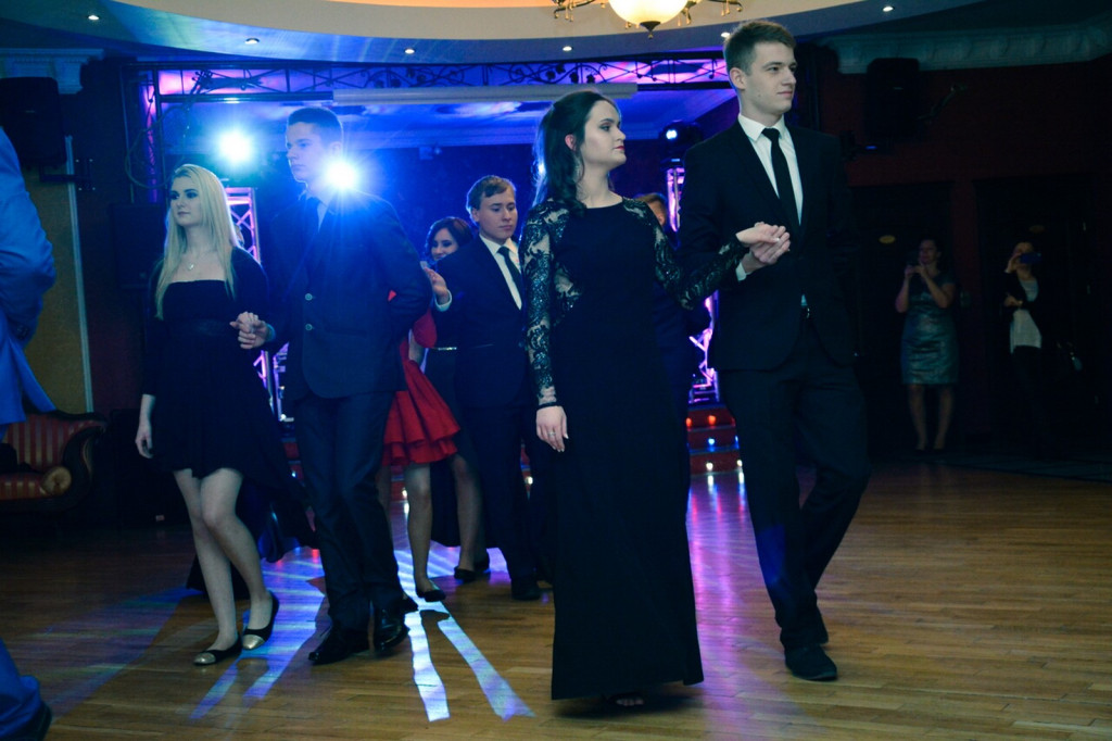 Studniówki 2018: Bal maturalny II Liceum Ogólnokształcącego w Brzegu [fotorelacja]
