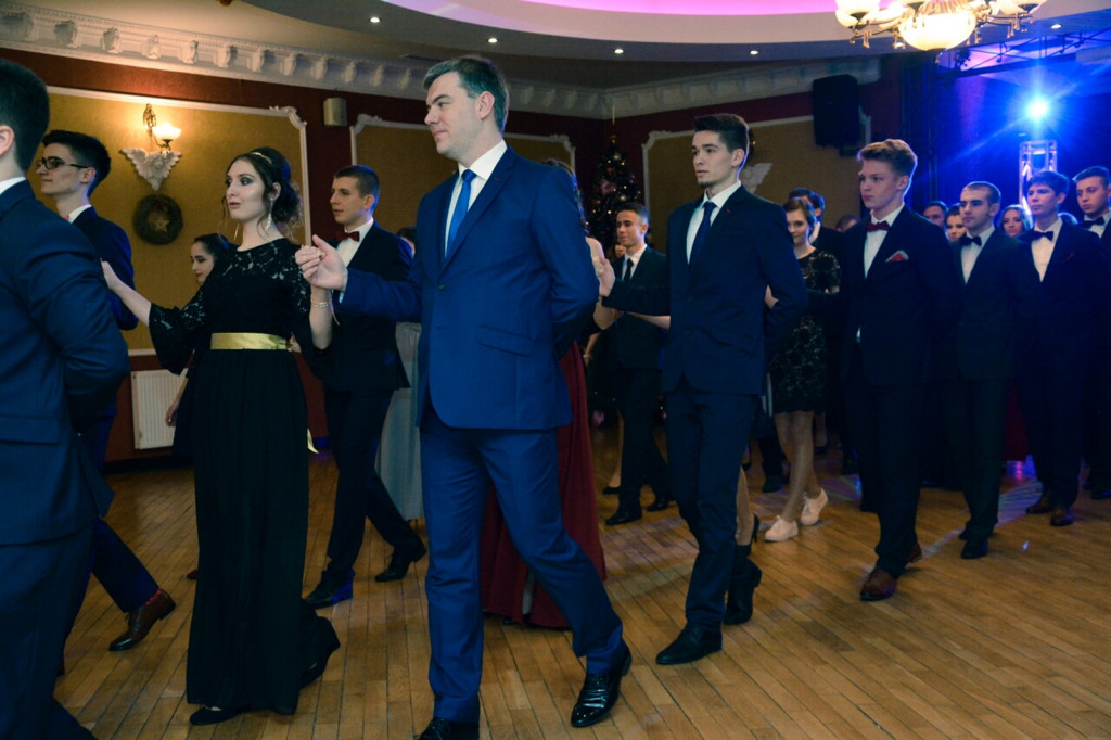 Studniówki 2018: Bal maturalny II Liceum Ogólnokształcącego w Brzegu [fotorelacja]