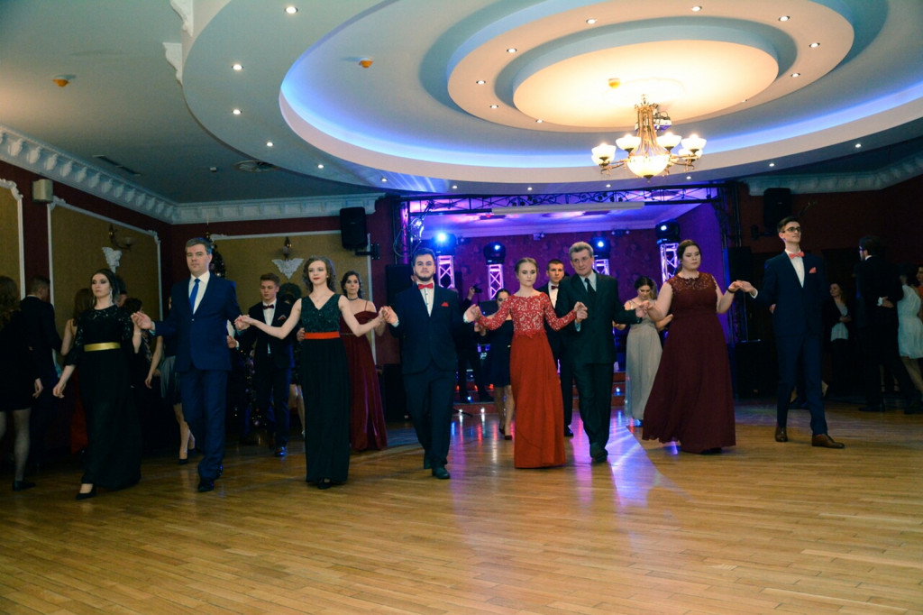 Studniówki 2018: Bal maturalny II Liceum Ogólnokształcącego w Brzegu [fotorelacja]