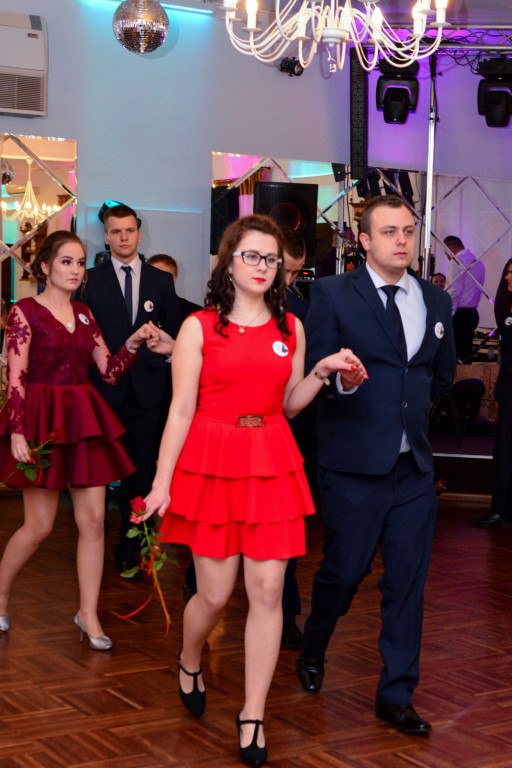 Studniówki 2018: Bal maturalny Zespół Szkół Centrum Kształcenia Praktycznego w Grodkowie [fotorelacja]