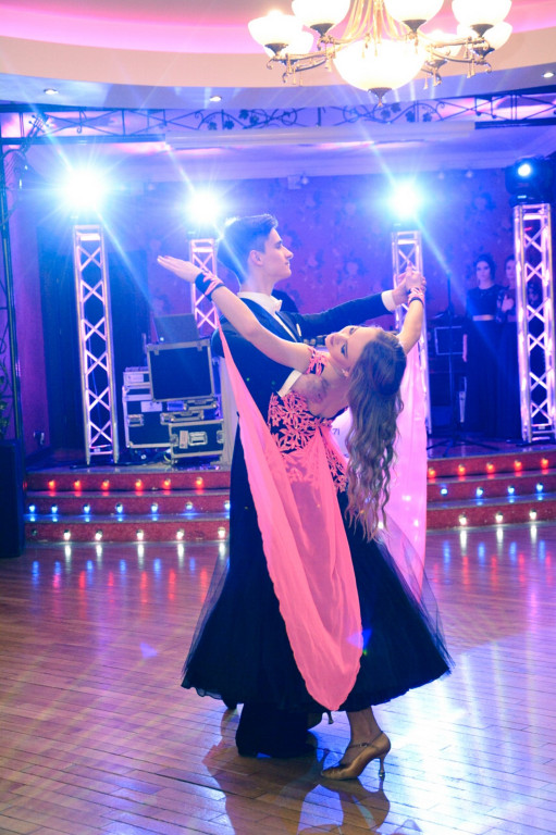 Studniówki 2018: Bal maturalny II Liceum Ogólnokształcącego w Brzegu [fotorelacja]