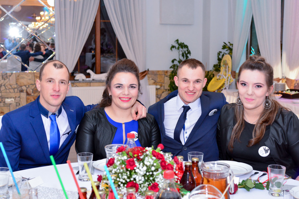 Studniówki 2018: Bal maturalny Zespół Szkół Centrum Kształcenia Praktycznego w Grodkowie [fotorelacja]