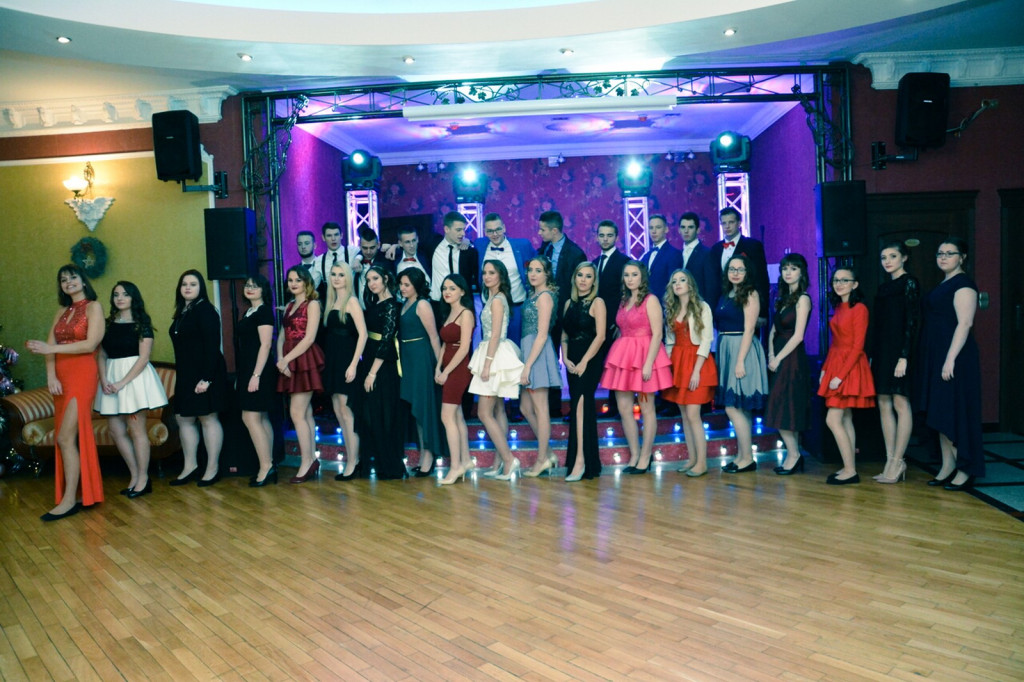 Studniówki 2018: Bal maturalny II Liceum Ogólnokształcącego w Brzegu [fotorelacja]