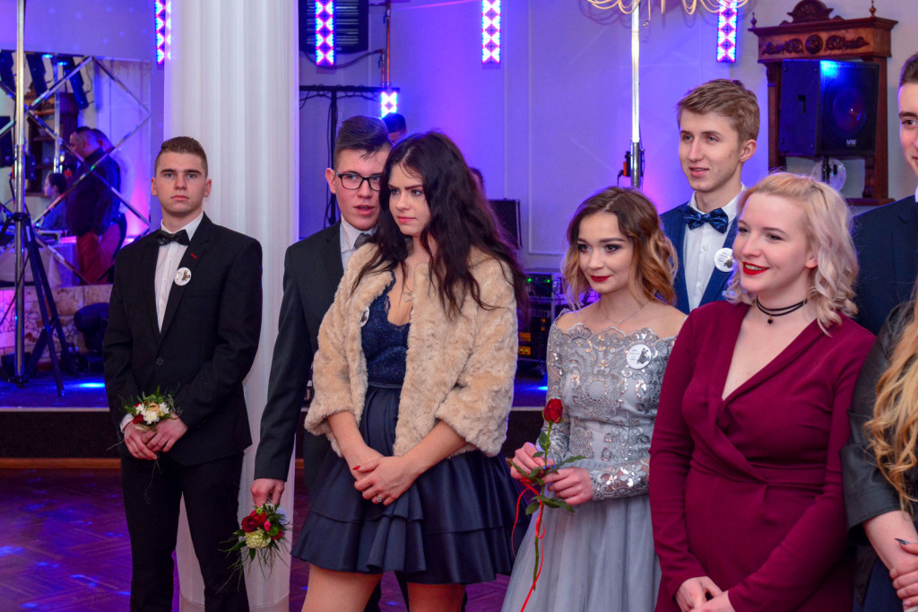 Studniówki 2018: Bal maturalny Zespół Szkół Centrum Kształcenia Praktycznego w Grodkowie [fotorelacja]