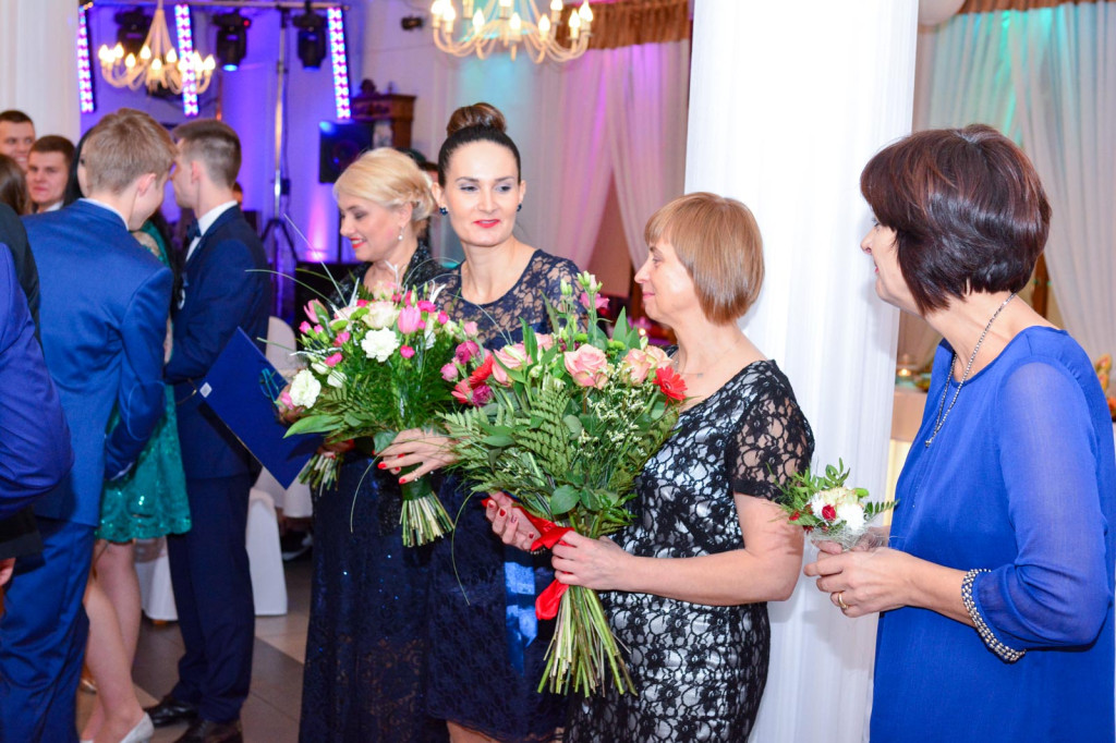 Studniówki 2018: Bal maturalny Zespół Szkół Centrum Kształcenia Praktycznego w Grodkowie [fotorelacja]