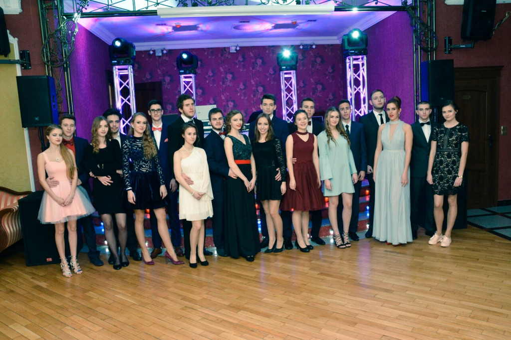 Studniówki 2018: Bal maturalny II Liceum Ogólnokształcącego w Brzegu [fotorelacja]
