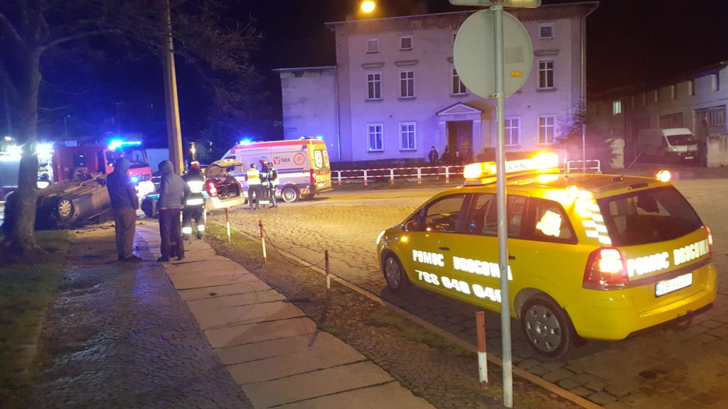 Spowodował wypadek i uciekł. 26-latek usłyszał zarzut